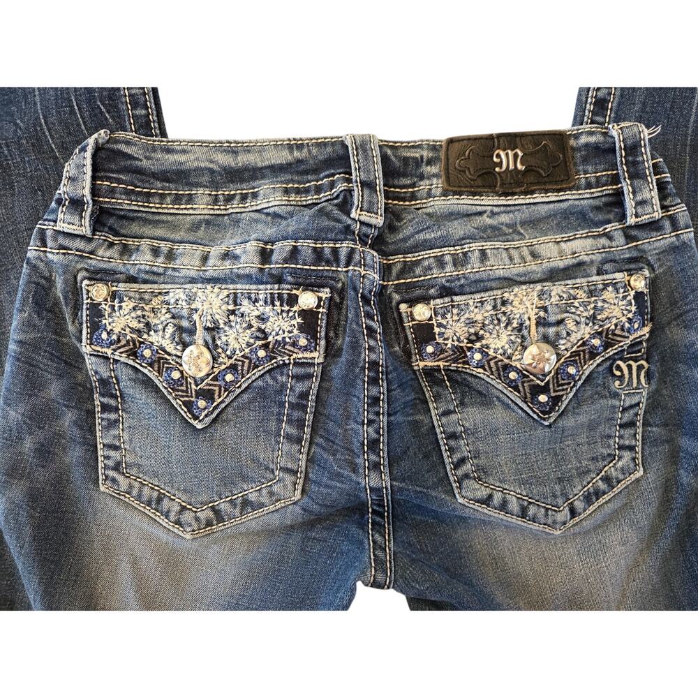 #208 Miss Me Jeans Size 26 Mid Rise Skinny Style MP7285S2